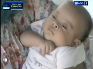 Ironis! Bayi Dibuang di Bengkel dan Kandang Kambing