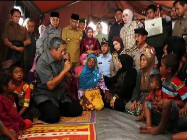 SBY Disambut Isak Tangis Korban Gempa