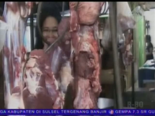 Pedagang Kedapatan Jual Daging Busuk