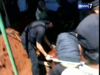 Pemakaman Dosen Korban Dukun Jagal di Gunung Sumbing