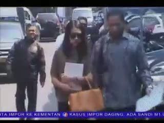 Mahasisiswi Korban Pemukulan Laporkan Balik Nikita Mirzani