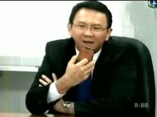Ahok Santai Tanggapi Polemik dengan Haji Lulung