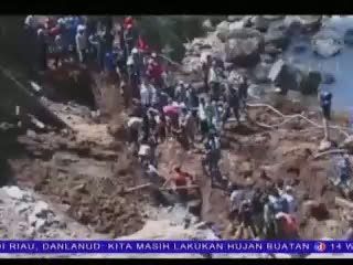 2 Pekerja Tewas Tertimbun Longsor