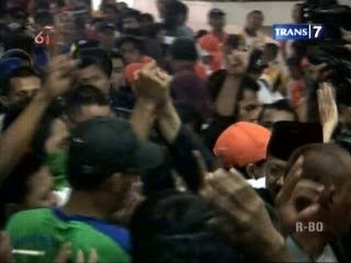 Cagub Khofifah dan Politik Cukur Kumis