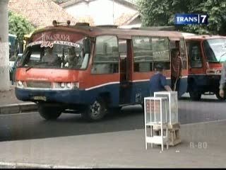Metro Mini Ibukota Menanti Perbaikan