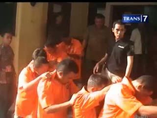 Puluhan Preman Pemalak Dirazia