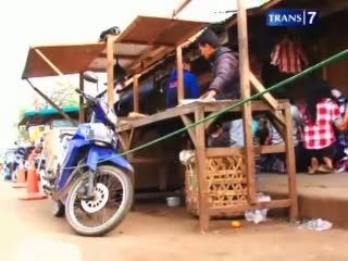 Cegah Kemacetan, PKL Ditertibkan