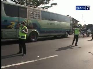 Jalur Cirebon Menuju Jawa Tengah Padat