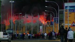 Momen Dramatis Bandara Internasional Terbakar