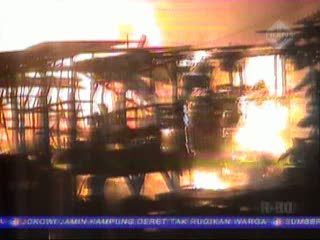 Ratusan Rumah di Tambora Ludes Terbakar