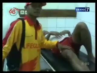 Disengat Ubur-ubur, Belasan Wisatawan Dilarikan ke RS