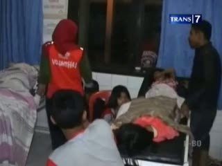 Mobil Travel Terguling, Balita Tewas