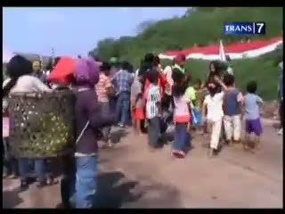 Kampung Sampah, Merdeka tapi Miskin