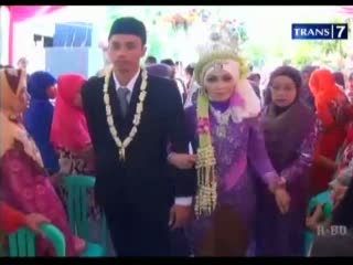 4 Saudara Kandung Menikah Bersama