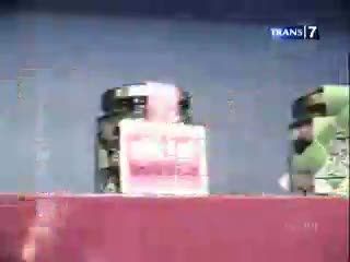 Permen Warna-warni, Manis Menggoyang Lidah