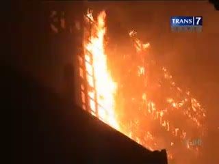 Gedung Teater Luwes IKJ Terbakar