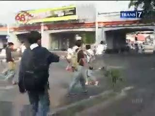 Tawuran di Jalan, Warga Tangkap Pelajar