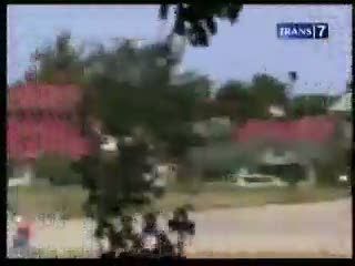 Saling Ejek, Siswa SMA Tawuran