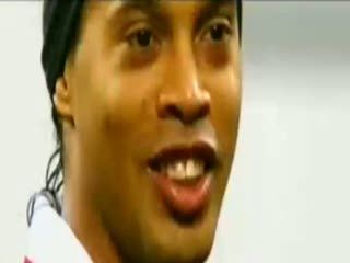 Ronaldinho Masih Ada!