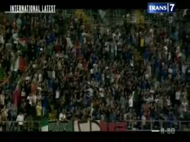 Italia Menang, Belanda Seri