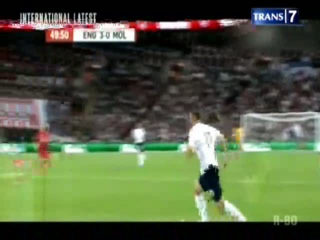 Inggris Gilas Moldova