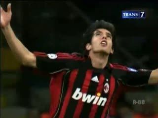 Kaka Kembali ke Rumah Impiannya