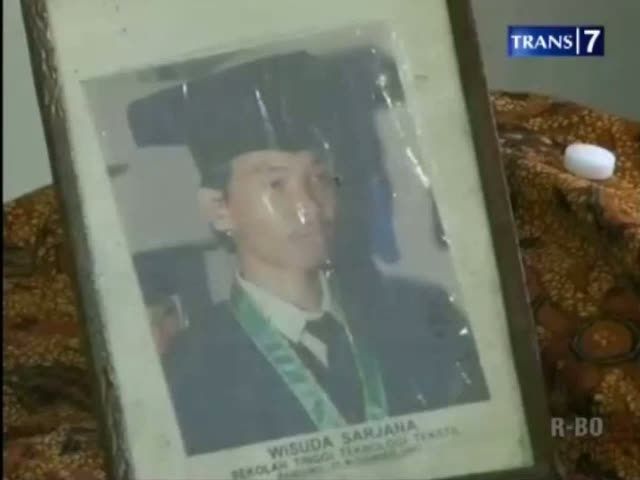 Keluarga Korban Tuntut Ahmad Dhani