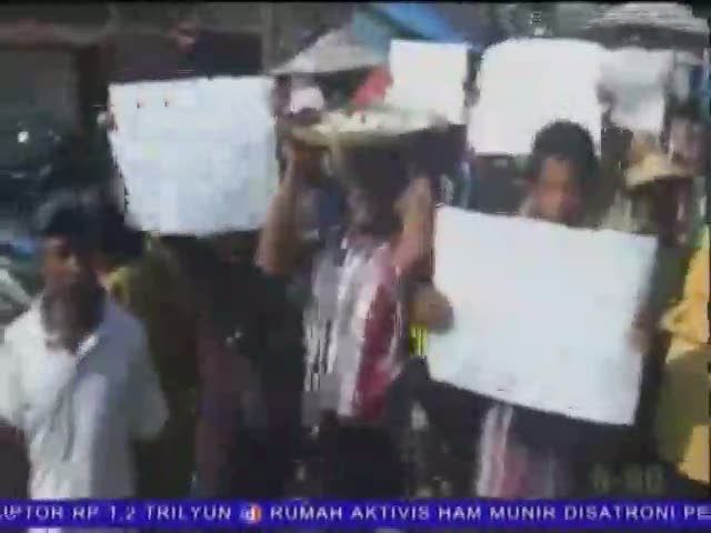 Kedelai Mahal, Pengrajin dan Pedagang Ngamuk