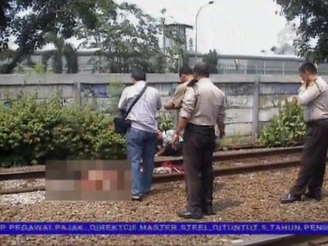 Wanita Tewas Tertabrak Kereta
