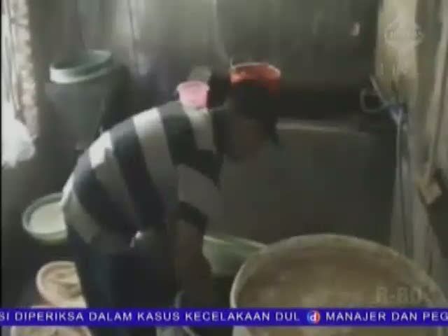 Pedagang Gorengan Tak Jual Tempe Tahu 