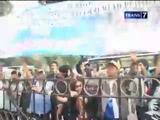 Tolak Relokasi, PKL Protes Gubernur DKI