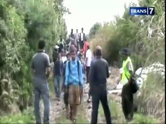 Pendaki Gunung Sinabung Dievakuasi