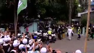 Ribuan Umat Iringi Pemakaman Pendiri Majelis Rasulullah