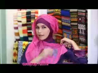 Tutorial Hijab Simple dan Chic