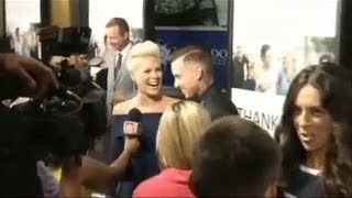 Pink Mendapat Penghargaan Billboard