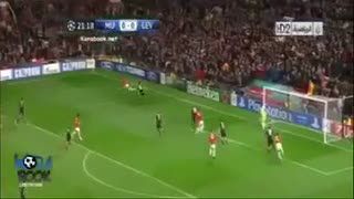 Wayne Rooney Mengejar Rekor Gol Bobby Charlton