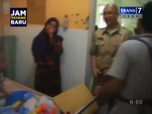 Bocah Telan Jarum Kesulitan Biaya Operasi