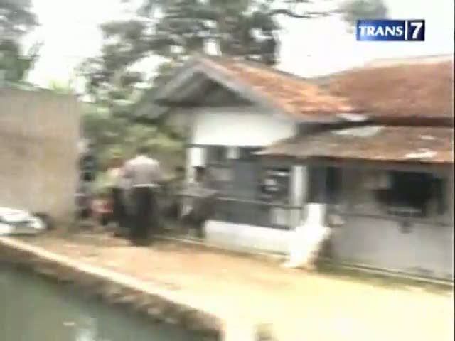 Pabrik Makanan Berbahan Ikan Busuk