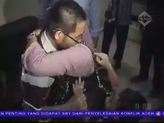 Korban Penyekapan Berkumpul Kembali dengan Anak dan Istri