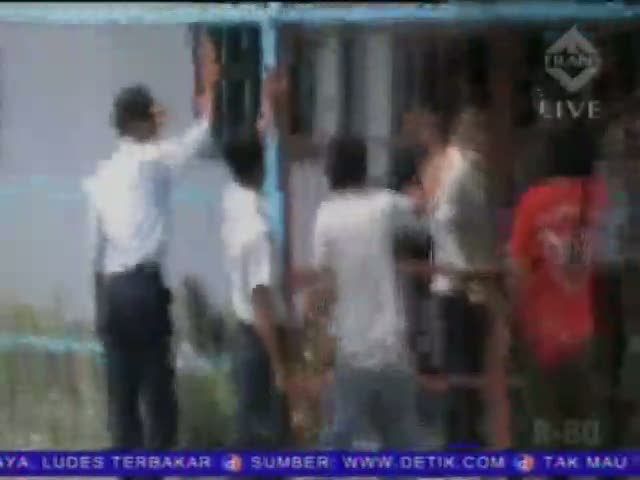 Menolak Diperiksa, Narapidana Merusak Lapas