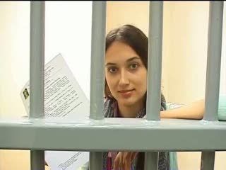 Model Cantik Asal Rusia Ditahan