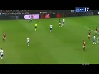 Menang, Milan Tembus 10 Besar