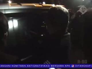 Diduga Terlibat Suap, KPK Tangkap Ketua MK