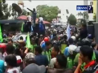 Warga Tuntut Akhiri Pemadaman Listrik Bergilir