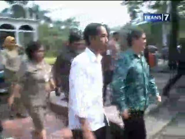 Jokowi Blusukan ke Kebun Binatang