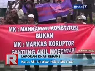 Kasus Akil Libatkan Hakim MK Lain?