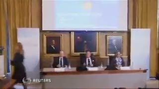 Dua Peneliti Partikel Tuhan Diganjar Nobel