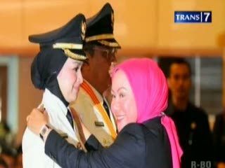 Dipanggil KPK, Ratu Atut Tak Terlihat di Kantor