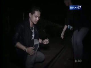 Menguak Misteri Palang Pintu Rel Kereta