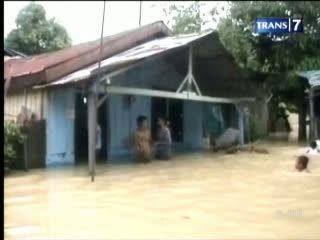 Banjir Merendam Ratusan Rumah